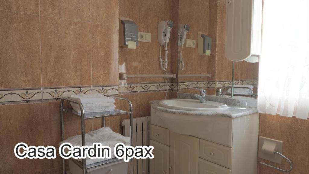 Casa Cardin Apartment กังกัส เด โอนิส ภายนอก รูปภาพ